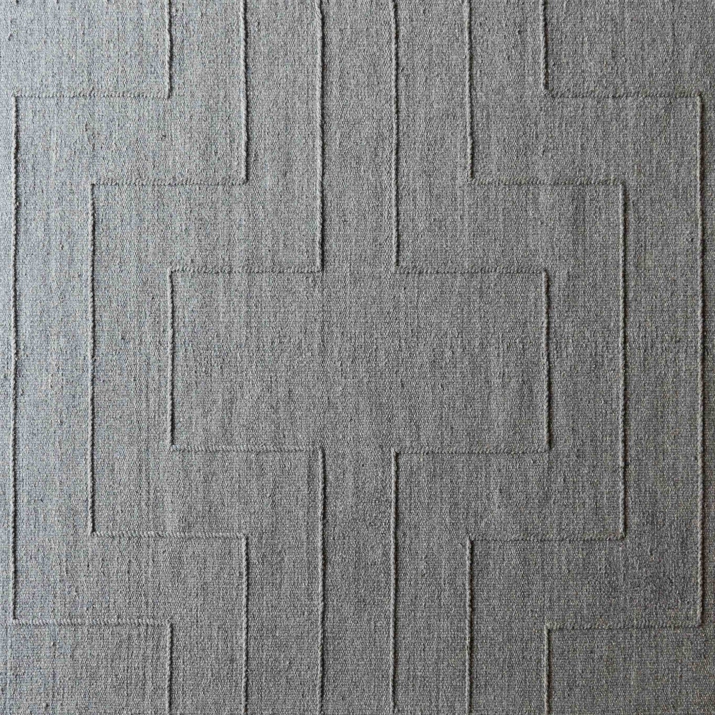 Handcrafted Silver Grey Wool Rug