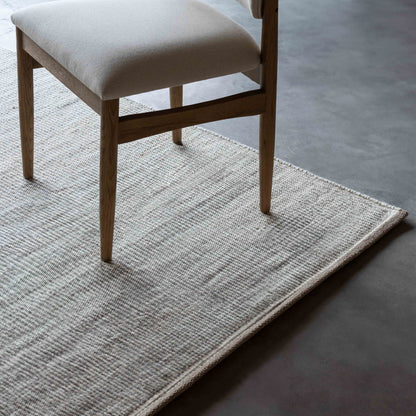 Handcrafted Silver Ivory Wool Rug